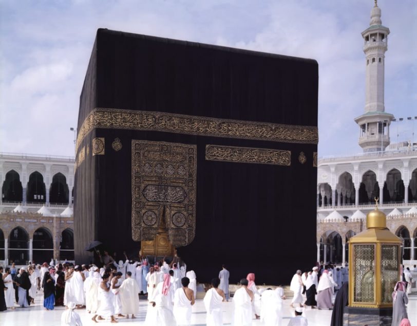 الأمة بخير بتعظيم البيت 